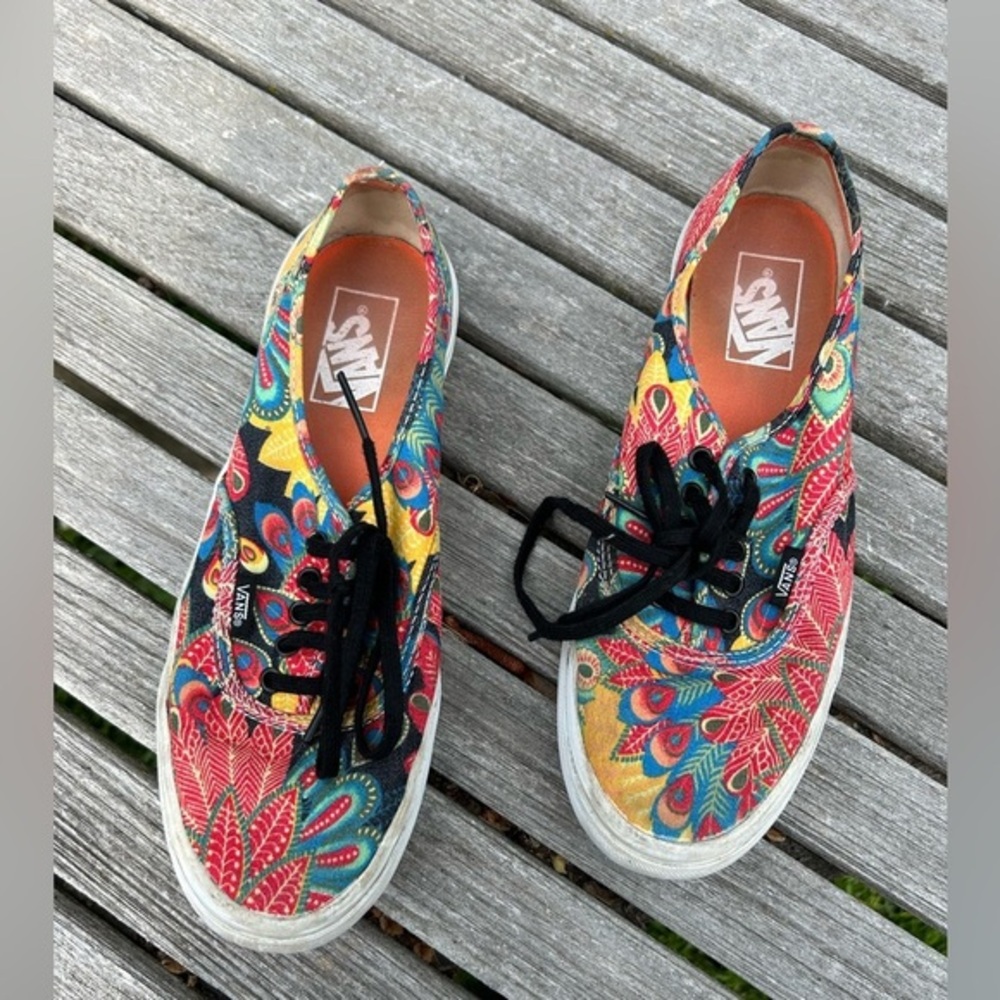 Unisex Vans - Peacock Pattern men 7‎ women 8.5 whimsy, funky sneaker colorful - Picture 9 of 10